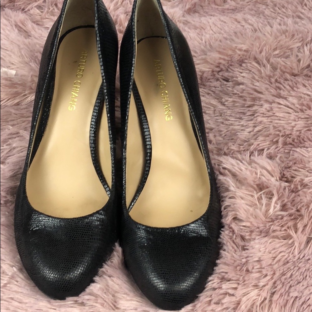 Arturo Chiang women’s leather Heels size 8,5 M